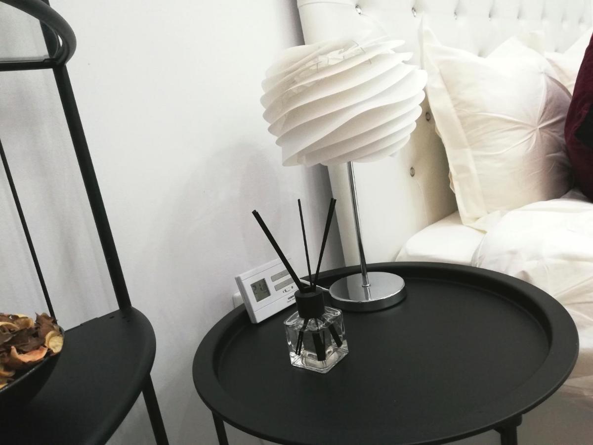 Ultracentral Studio For 4 Bucharest