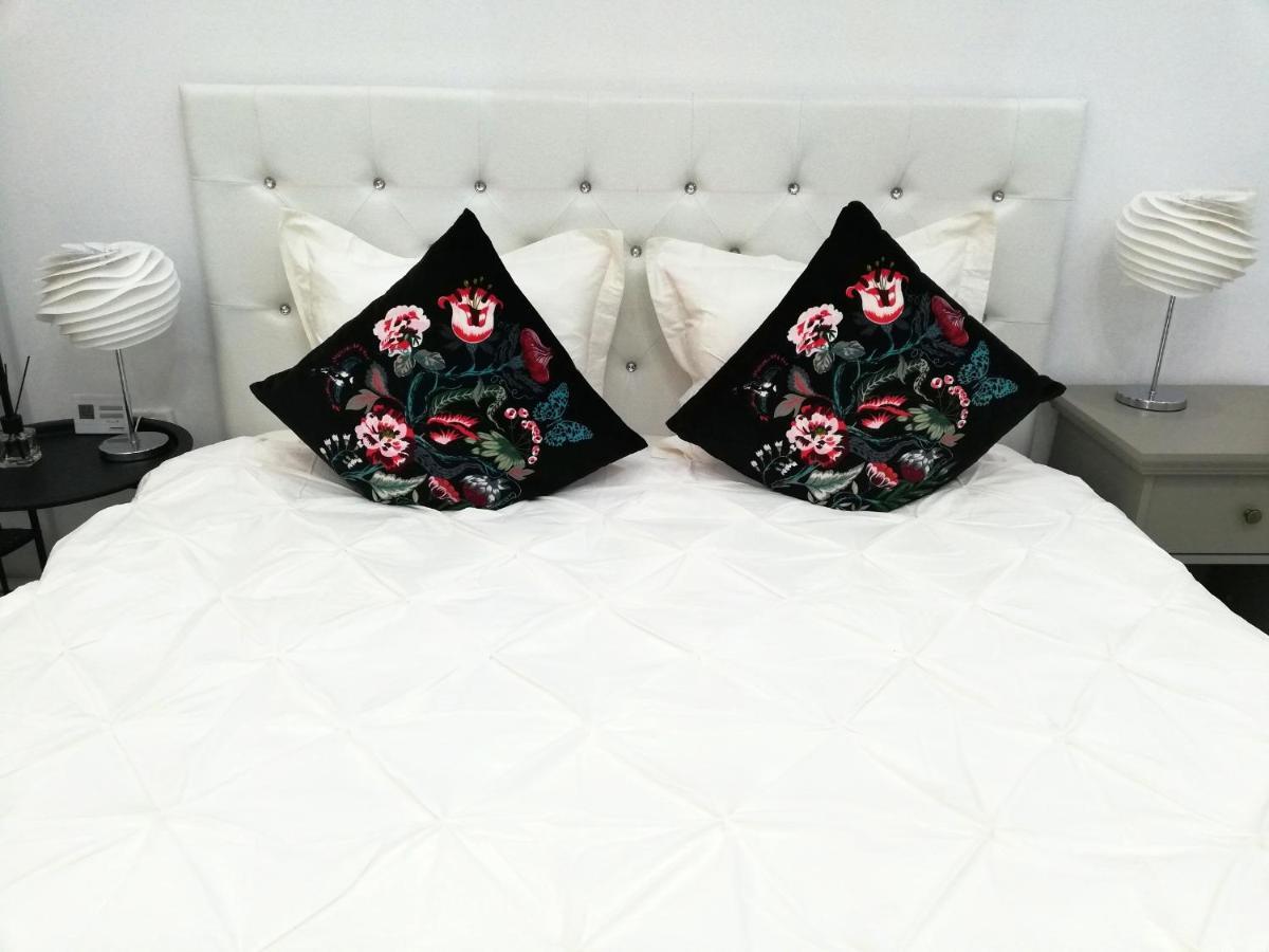 Ultracentral Studio For 4 Apartment *